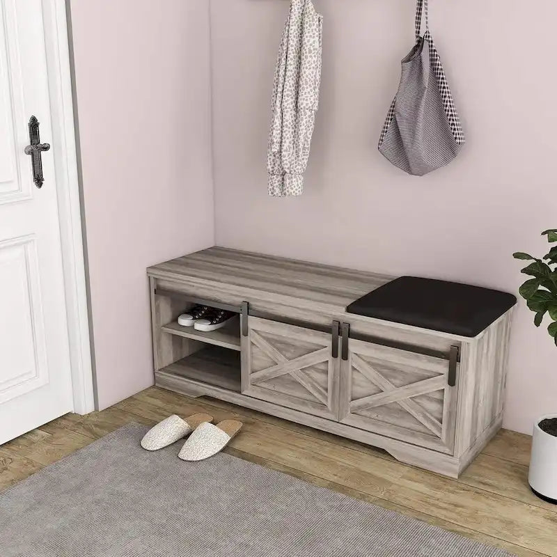 Banc à chaussures d'entrée avec rangement et porte coulissante de style grange – 120 cm x 39 cm x 45 cm