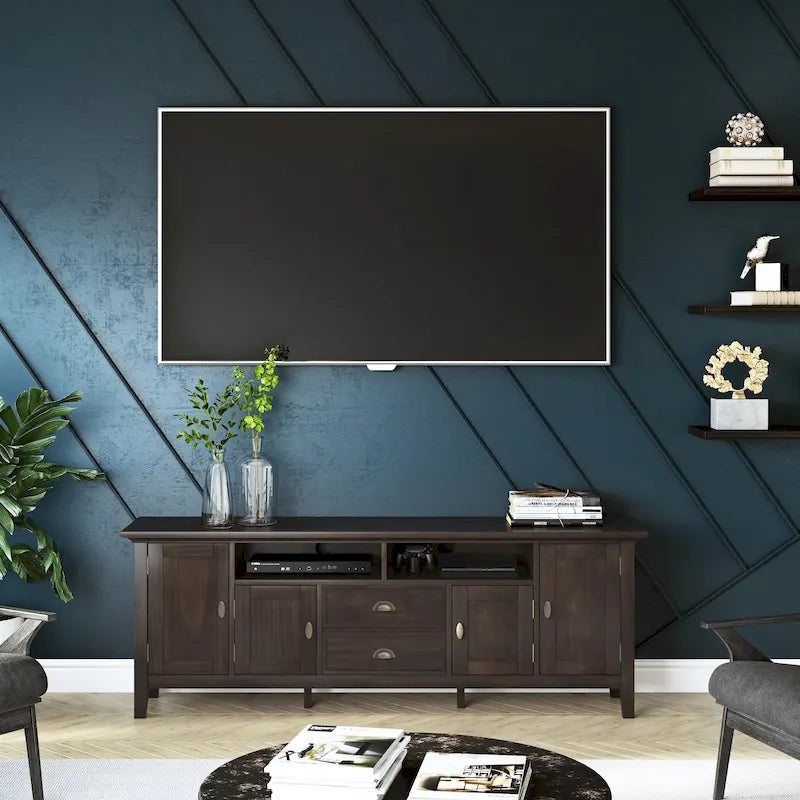 Meuble TV en bois massif de 183 cm de large pour téléviseurs jusqu'à 80 pouces - 183 L x 42 P x 66 H cm