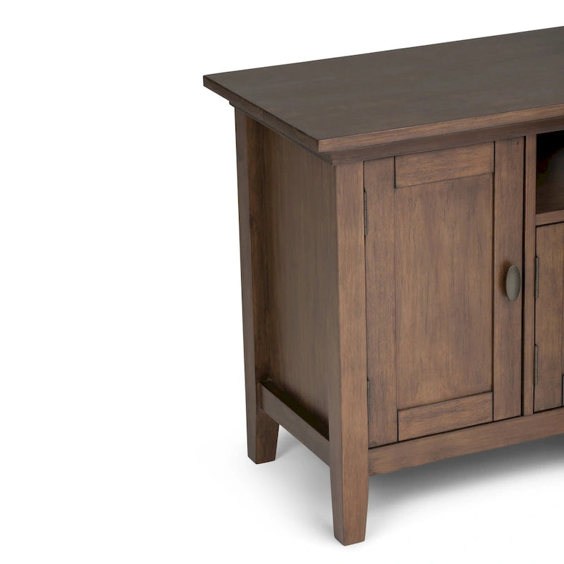 Meuble TV en bois massif de 183 cm de large pour téléviseurs jusqu'à 80 pouces - 183 L x 42 P x 66 H cm